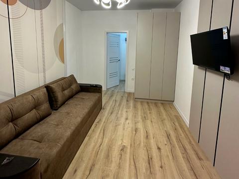 квартира за адресою Краснова вул., 1-В