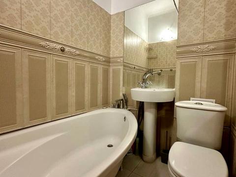 квартира за адресою Університетська вул., 2-Р