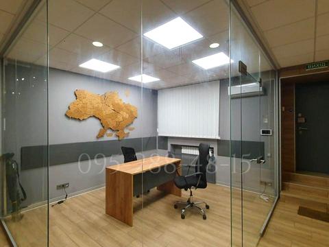 комерційна за адресою Лесі Українки бульв., 10-А