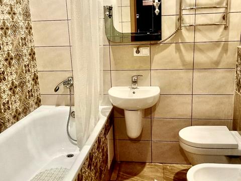 квартира за адресою Героїв Небесної Сотні просп., 18/5