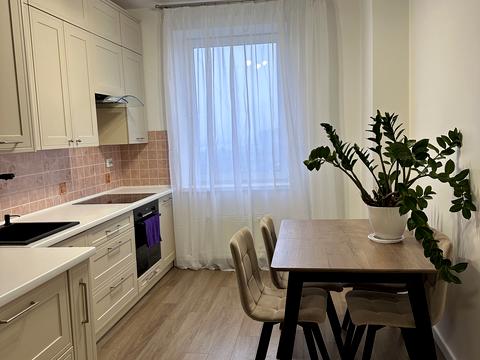 квартира за адресою Дніпровська набережна вул., 26-Б