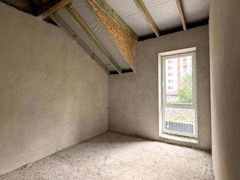 будинок за адресою с. Крихівці, Світла