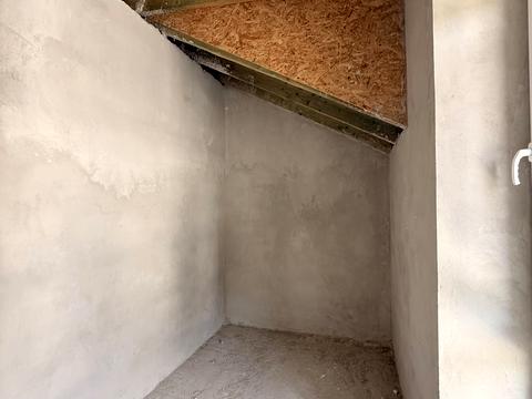 будинок за адресою с. Крихівці, Світла