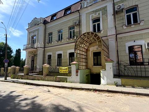 комерційна за адресою Рівне, Драгоманова вул., 32