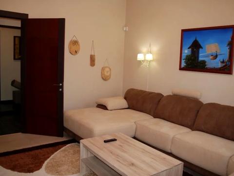 квартира за адресою Торгова вул., 6