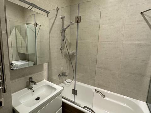 квартира за адресою Тарасівська вул., 8