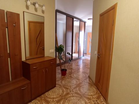 квартира за адресою Осіння вул., 33