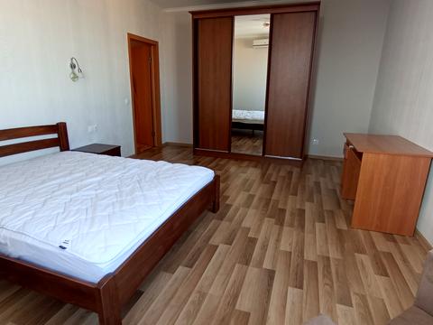 квартира за адресою Осіння вул., 33