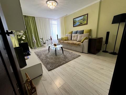 квартира по адресу Академика Сахарова ул., 8