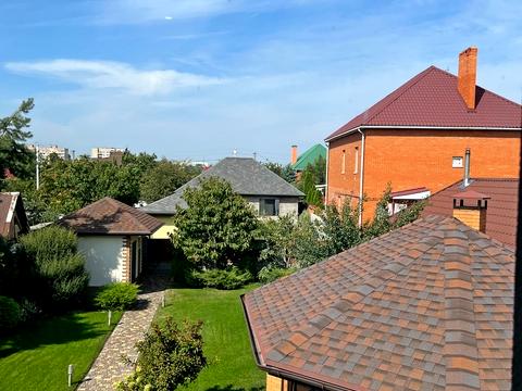 будинок за адресою Оксани Мешко вул. (Єнісейська), 1