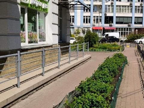 коммерческая по адресу Днепровская набережная ул., 26-Г