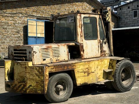 комерційна за адресою с. Стрижівка, Мікаберідзе вул., 41