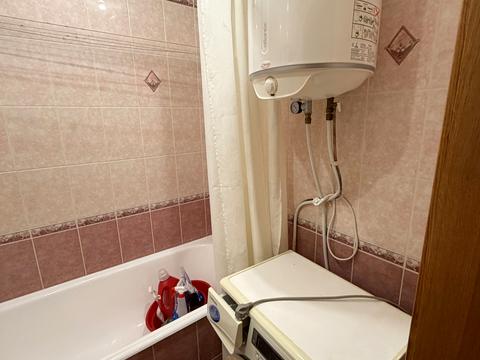 квартира по адресу Ревуцкого ул., 17-Б