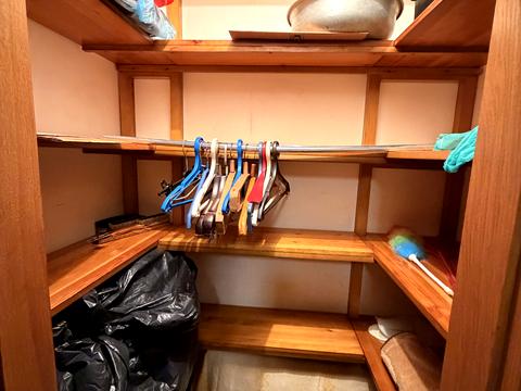 квартира по адресу Ревуцкого ул., 17-Б
