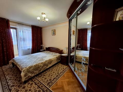 квартира за адресою Василя Щурата вул., 18