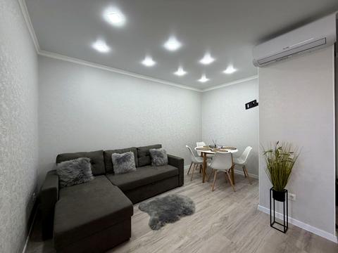 квартира за адресою Перлинна вул., 8