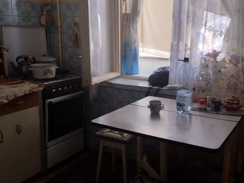 квартира за адресою Ореста Левицького вул. (Академіка Курчатова), 18