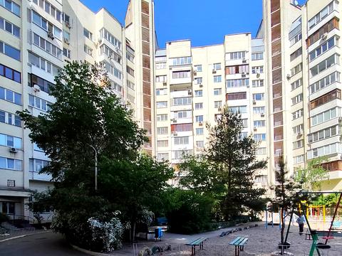 квартира по адресу Миколы Бажана просп., 30
