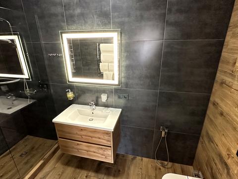 будинок за адресою урочище Прелуки вул., 602д