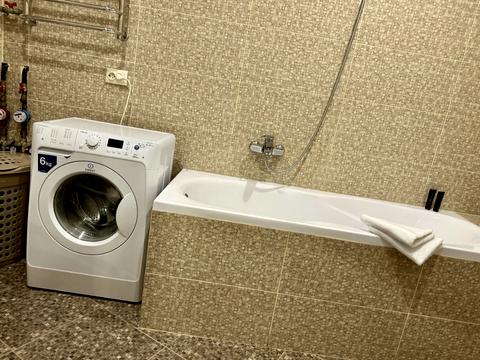 квартира за адресою Академіка Глушкова просп., 9-Д