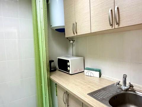 комерційна за адресою Олени Пчілки вул., 4