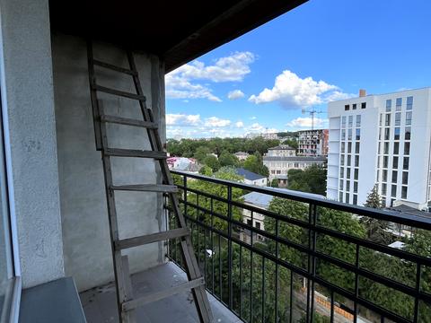 квартира за адресою Крушельницької вул., 35а
