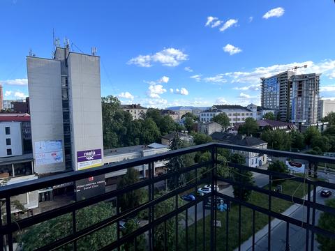 квартира за адресою Крушельницької вул., 35а