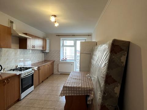 квартира за адресою Крушельницької вул., 35а