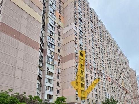 комерційна за адресою Олени Пчілки вул., 4