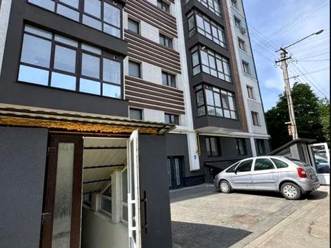 комерційна за адресою Лемківська вул., (Будинок)