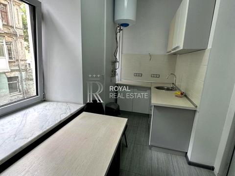 комерційна за адресою Київ, Шота Руставелі вул., 4