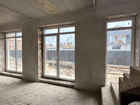 дом по адресу Свободная ул.