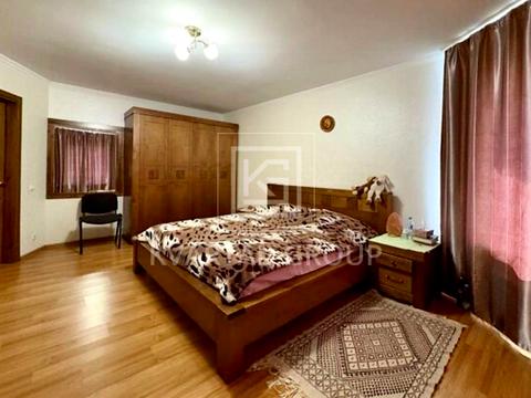 будинок за адресою Новаторів вул., 5