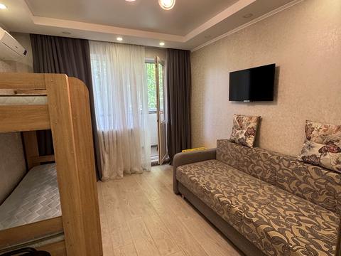 квартира за адресою Євгена Танцюри вул., 40