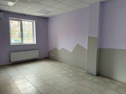 комерційна за адресою Полігонна вул. (Погребняка), 10