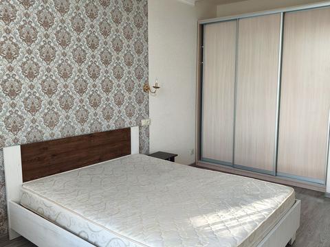 квартира за адресою Юнацька вул., 8