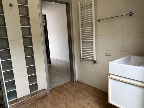 будинок за адресою Центральна вул., 33