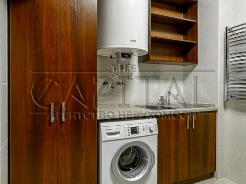 комерційна за адресою Кловський узвіз, 7a
