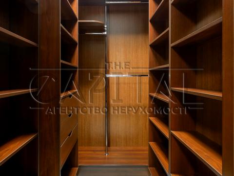 комерційна за адресою Кловський узвіз, 7a