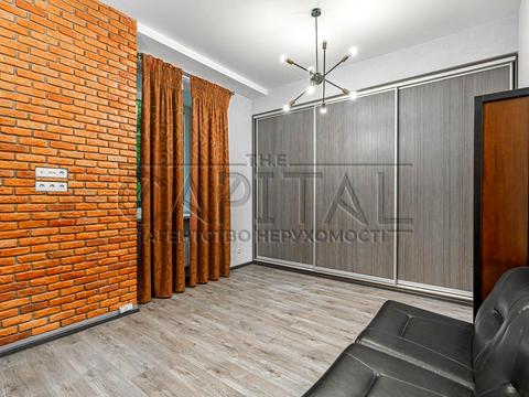 комерційна за адресою Київ, Воздвиженська вул., 42