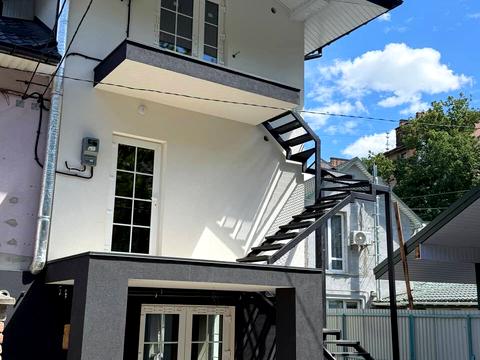 квартира за адресою Малий узвіз, 8