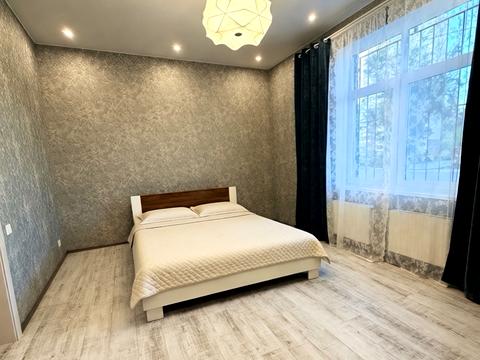 квартира за адресою Академіка Глушкова просп., 9-Д