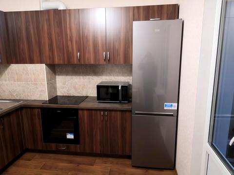 квартира за адресою Миколи Вінграновського вул., 2