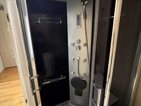 квартира за адресою Богатирська вул., 6-А