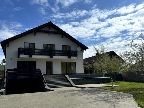 дом по адресу  ул.
