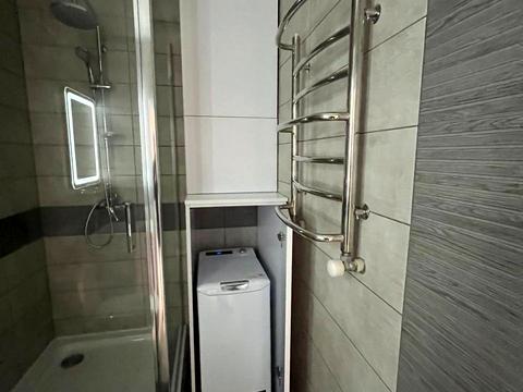 квартира за адресою Залізнична вул., 3