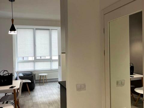 квартира за адресою Залізнична вул., 3
