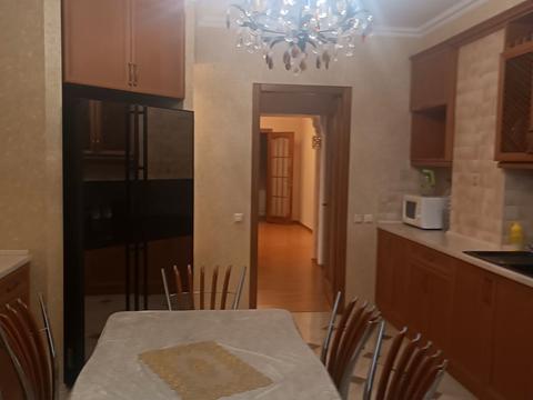квартира за адресою Братів Горобців вул. (Дмитра Кедріна), 53-А