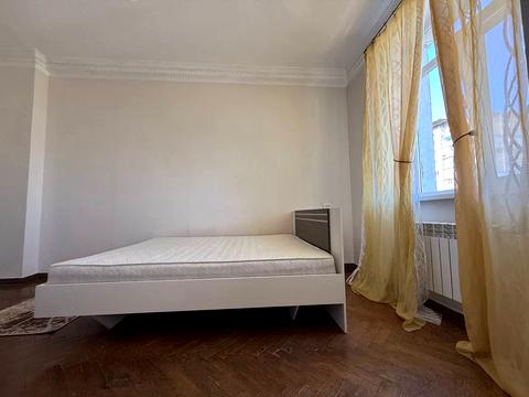 квартира за адресою Дніпро, Гоголя вул., 1