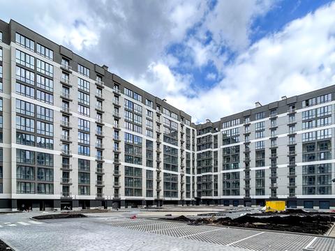 квартира за адресою Олександра Довженка вул., (Будинок 16)